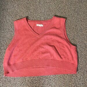 Cropped Knit Sweater Vest